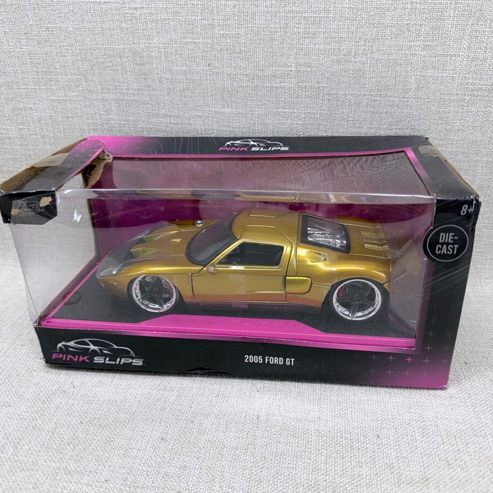 Jada Toys‎ Pink Slips 2005 Ford GT Gold Die-Cast 1:24 Scale Model Car 35985